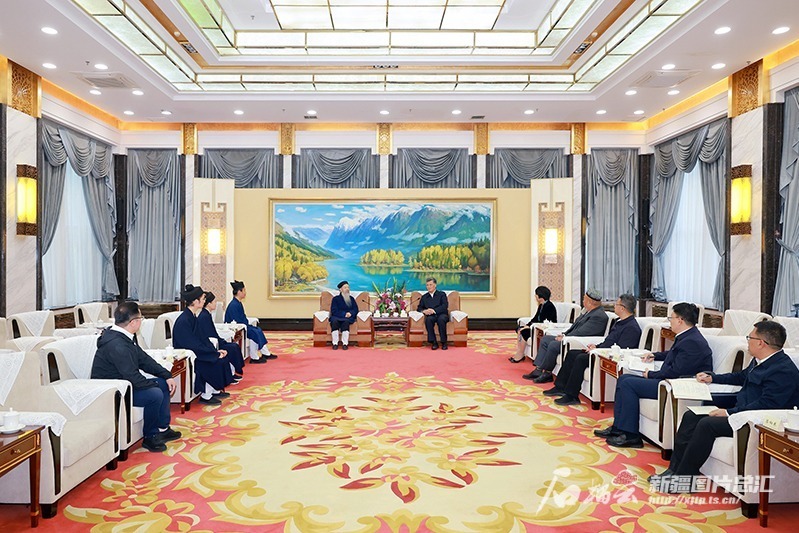馬興瑞會見中國道教協會會長李光富